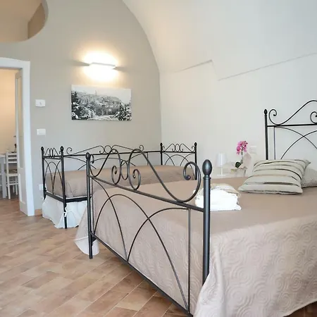 בית הארחה Fontana La Stella גרבינה אין פוליה